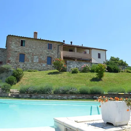 With Beautiful View In The Crete Senesi